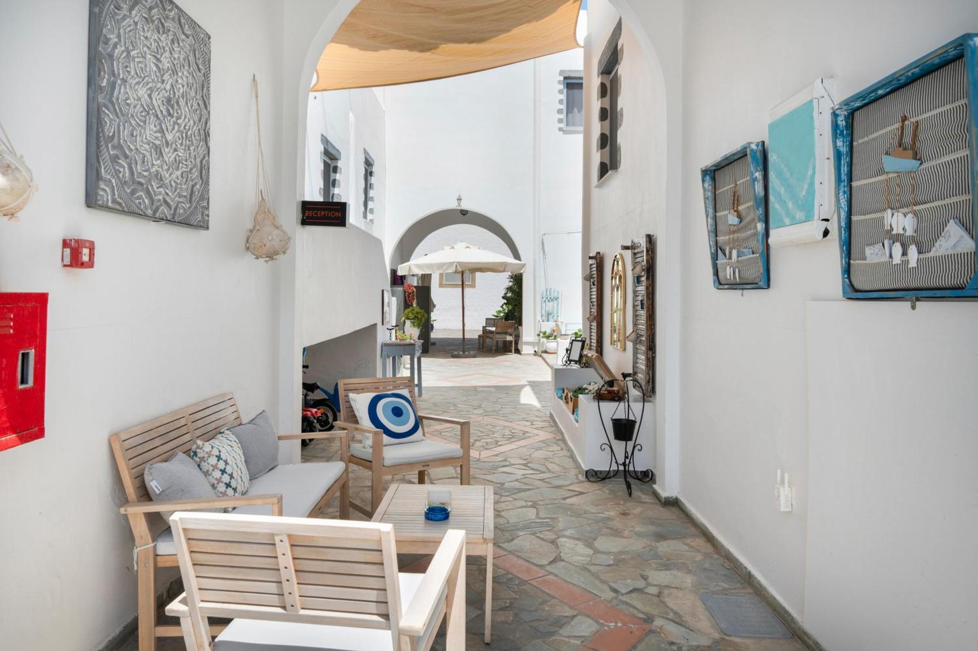 Pico Bello Patmos 18 Grikos Bay  エクステリア 写真